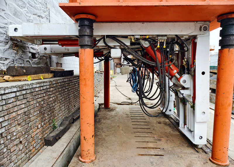 2025.04.28何佩棋 石立敏 完成新產品“7”形液壓支架樣機試制.jpg